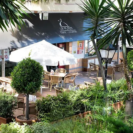 Dona Lola Beach House Vakantiehuis *